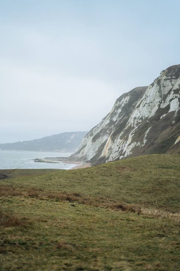 A discreet coastal setting on the Isle of Wight